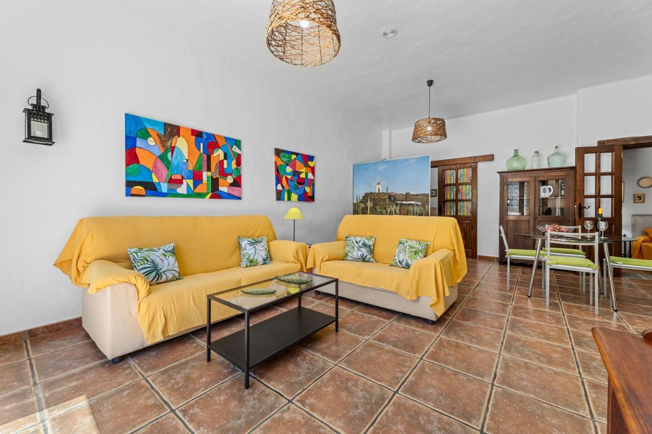 Apartamento Rural Los Roferos Guatiza Luaran gambar